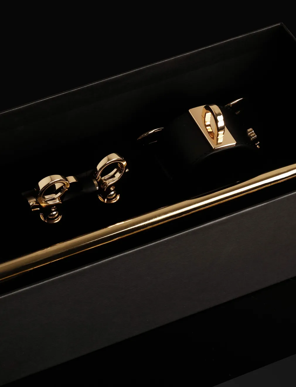 Fashion Fetish Leather Spreader Bar